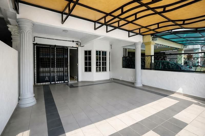 Rumah Teres 2 Tingkat untuk Dijual di Seksyen 19 (Shah Alam) - Ashraf Azwan - Exterior - PropertyGuru.com.my