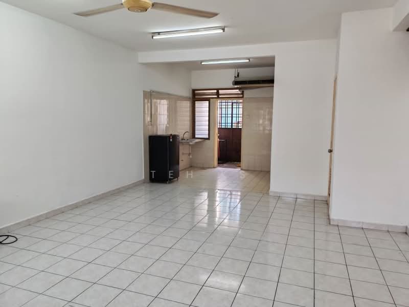 2-storey Terraced House for Rent in Klang (Selangor) - Teh KS - Living Room - PropertyGuru.com.my