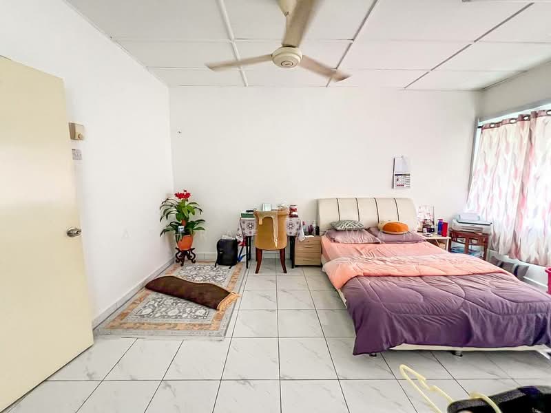 2-storey Terraced House for Sale in Ampang Jaya (Ampang) - Ashraf Azwan - Bedroom - PropertyGuru.com.my