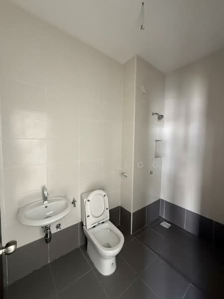 Cluster House for Sale in Iskandar Puteri (Nusajaya) (Johor) - Jeny Loo - Bathroom - PropertyGuru.com.my