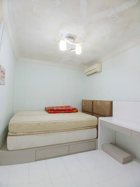 2-storey Terraced House for Sale in Bakri (Johor) - Albert Liew - Bedroom - PropertyGuru.com.my