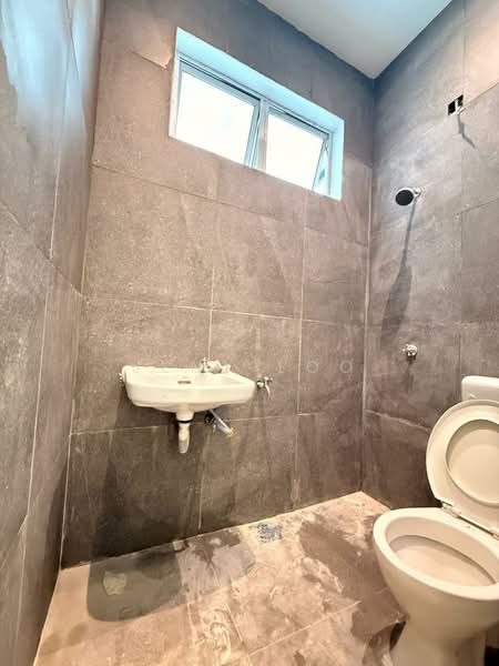 1-storey Terraced House for Sale in Taman Bukit Gemilang (Skudai) - Jeny Loo - Bathroom - PropertyGuru.com.my