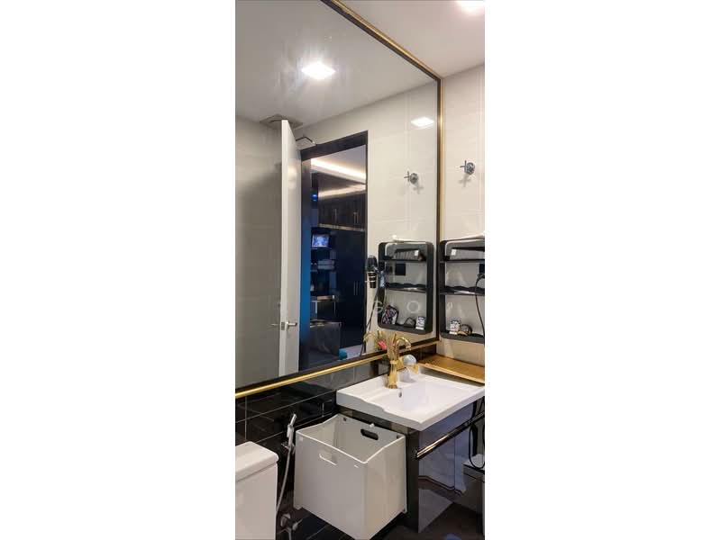 Service Residence for Rent at Skypod Residence - KT Go - Bathroom - PropertyGuru.com.my