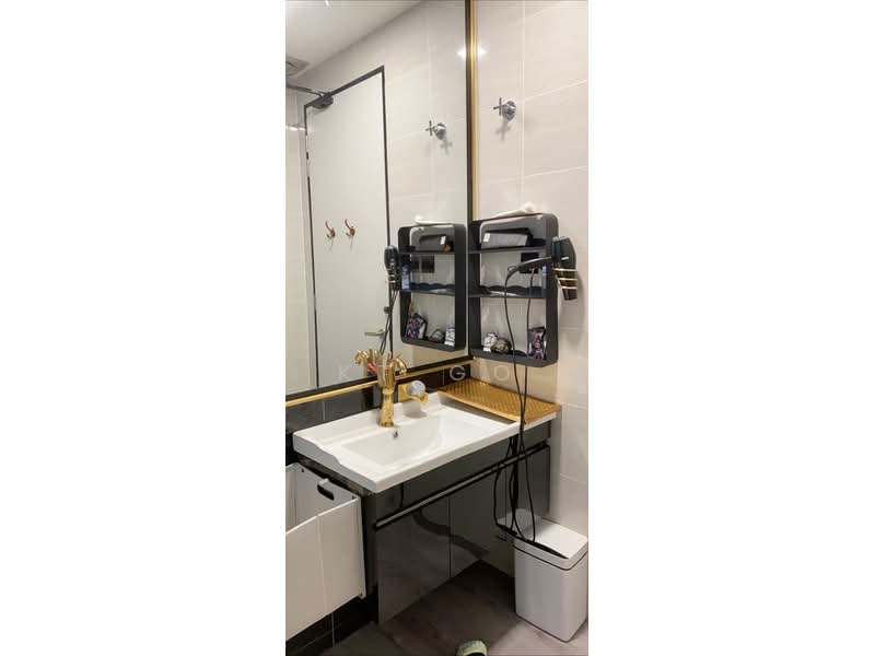 Service Residence for Rent at Skypod Residence - KT Go - Bathroom - PropertyGuru.com.my