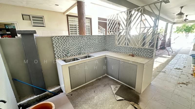 Semi-Detached House for Sale in Taman Jelok Impian (Kajang) - Mohd Aizat Saiful Bahri - Exterior - PropertyGuru.com.my