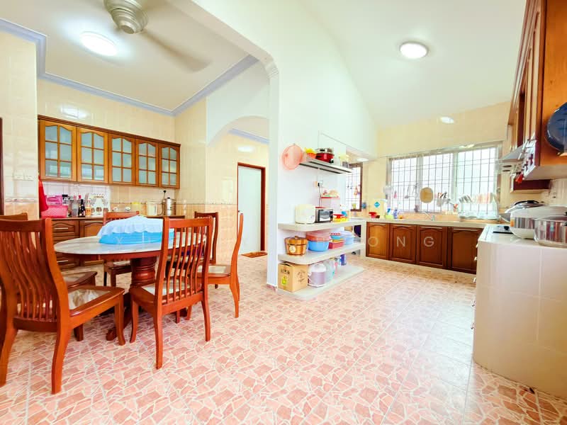 2-storey Terraced House for Sale in Perling (Skudai) - Xuelly Cheong - Kitchen - PropertyGuru.com.my