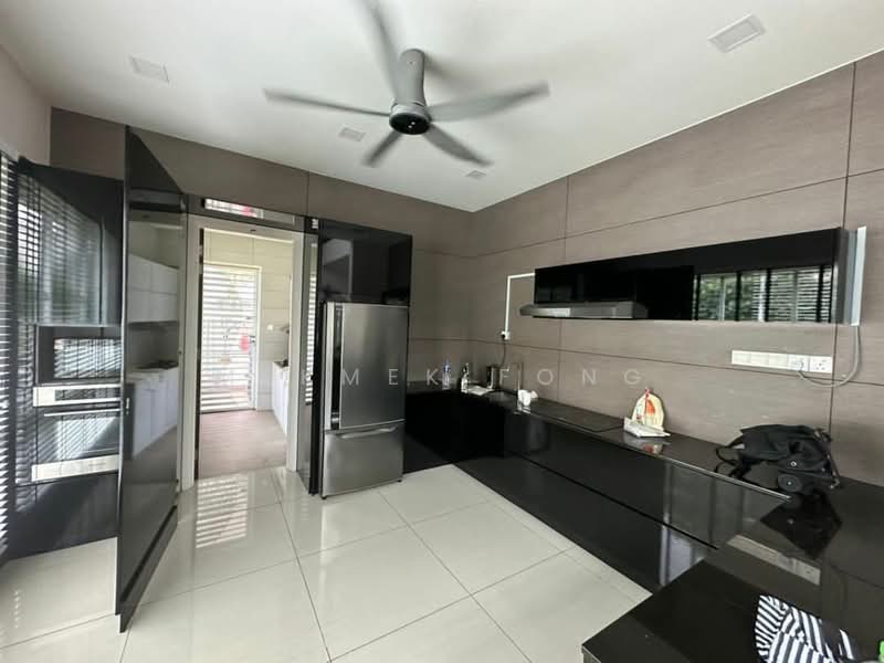 Bungalow for Rent in Senibong (Permas Jaya) - MekMek Fong - Kitchen - PropertyGuru.com.my