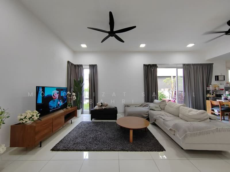 Cluster House for Sale in Tropicana Heights (Kajang) - Mohd Aizat Saiful Bahri - Living Room - PropertyGuru.com.my