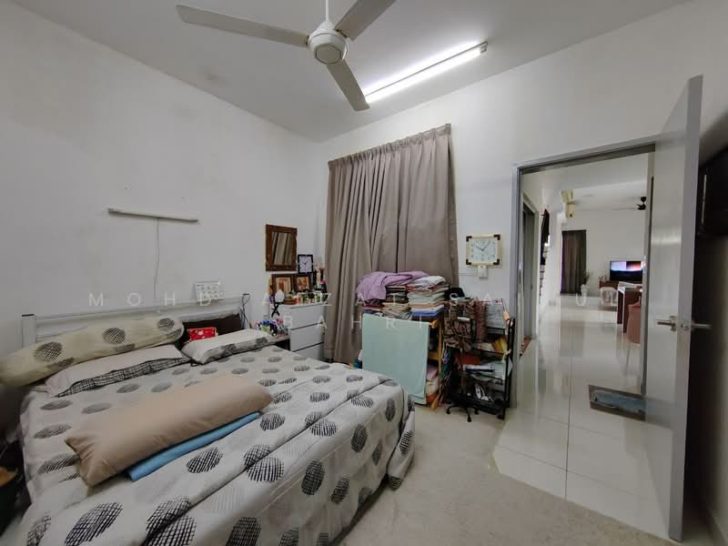 Cluster House for Sale in Tropicana Heights (Kajang) - Mohd Aizat Saiful Bahri - Bedroom - PropertyGuru.com.my