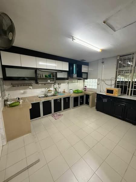 2-storey Terraced House for Sale in Bakri (Johor) - Albert Liew - Kitchen - PropertyGuru.com.my