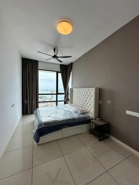 Kondominium untuk Disewa di Queens Residences Q2 @ Queens Waterfront - Vincent Tan - Bedroom - PropertyGuru.com.my