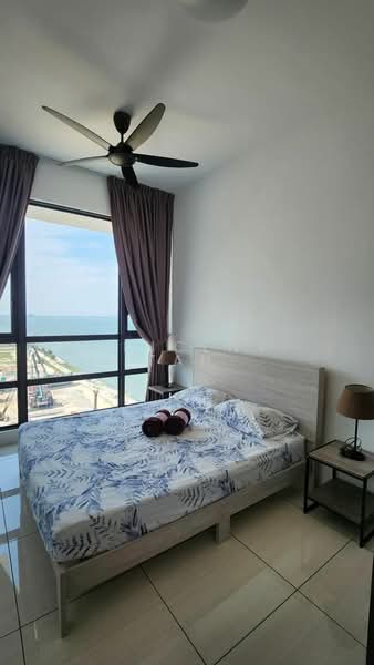 Queens Residences Q2 @ Queens Waterfront - 4