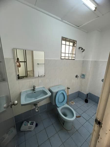 2-storey Terraced House for Rent in Putra Heights (Subang Jaya) - Yao Tan - Bathroom - PropertyGuru.com.my