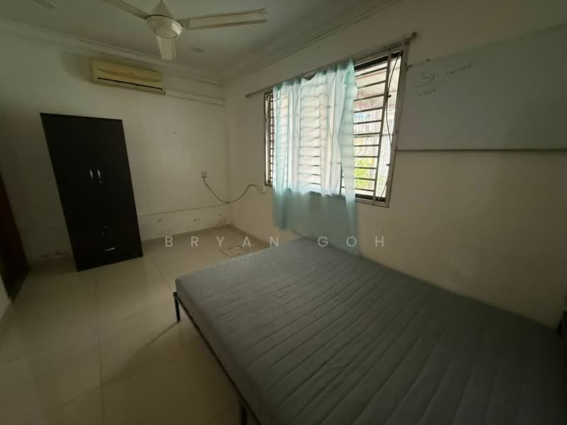 Taman Johor Jaya Jalan Teratai - 3