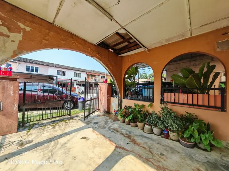 Rumah Teres 2 Tingkat untuk Dijual di Taman Sri Gombak (Gombak) - Thoriq Suparman - Exterior - PropertyGuru.com.my