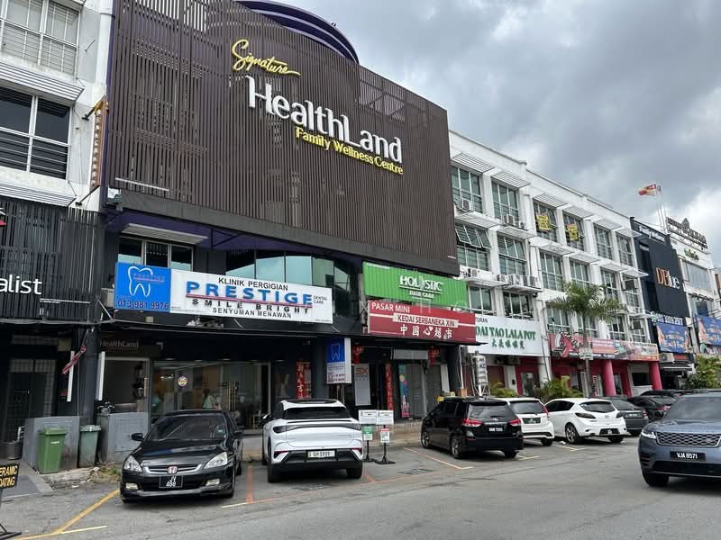 Shop for Rent in Bandar Puteri Puchong (Puchong) - Calvin Hoh - Exterior - PropertyGuru.com.my