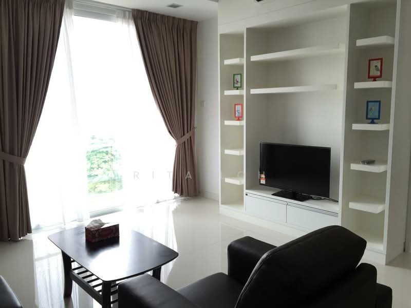 Servis Apartment untuk Dijual di Camellia Serviced Suites - Rita Loh - Living Room - PropertyGuru.com.my