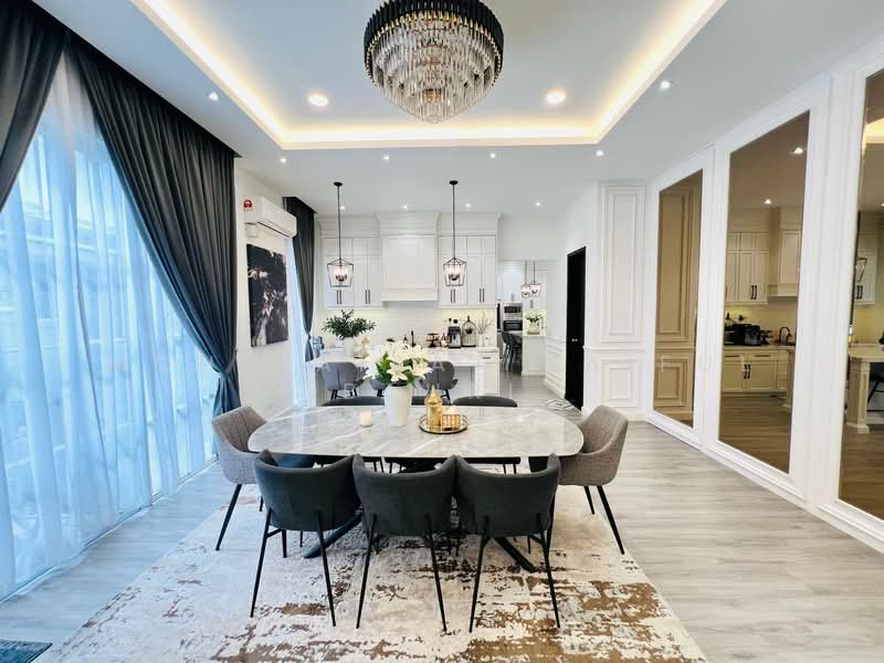 Cluster House for Sale in Eco Majestic (Semenyih) - Mohd Aizat Saiful Bahri - Dining Room - PropertyGuru.com.my