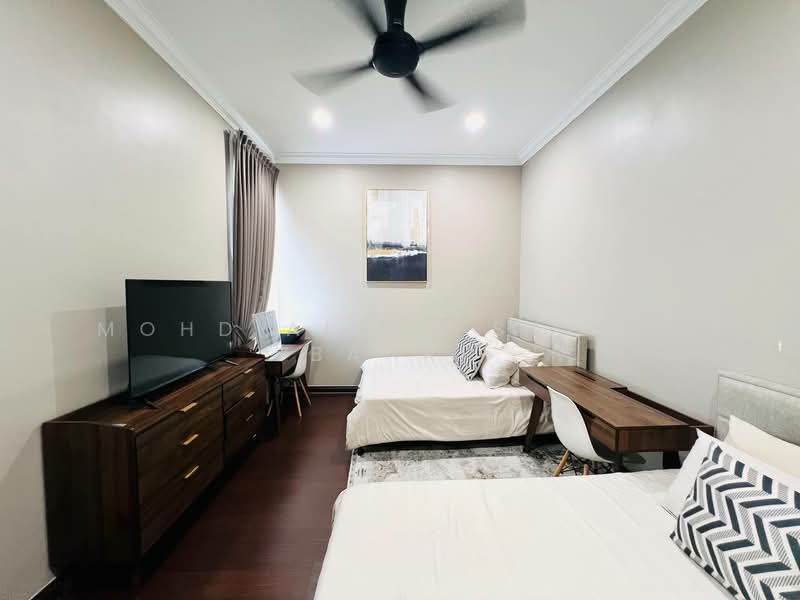 Cluster House for Sale in Eco Majestic (Semenyih) - Mohd Aizat Saiful Bahri - Bedroom - PropertyGuru.com.my