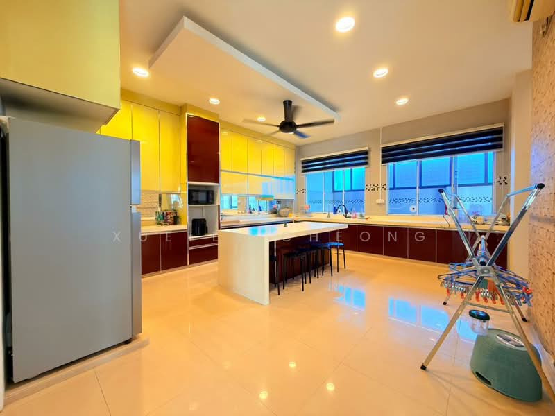 Semi-Detached House for Sale in Perling (Skudai) - Xuelly Cheong - Kitchen - PropertyGuru.com.my