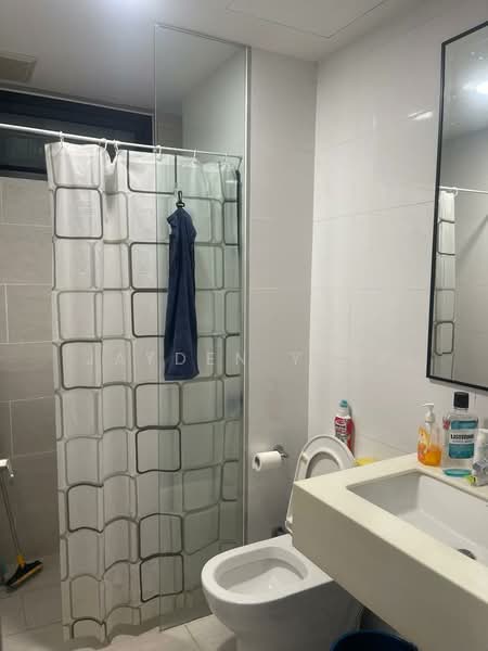 Kondominium untuk Dijual di Vertu Resort - Jayden Yeap - Bathroom - PropertyGuru.com.my