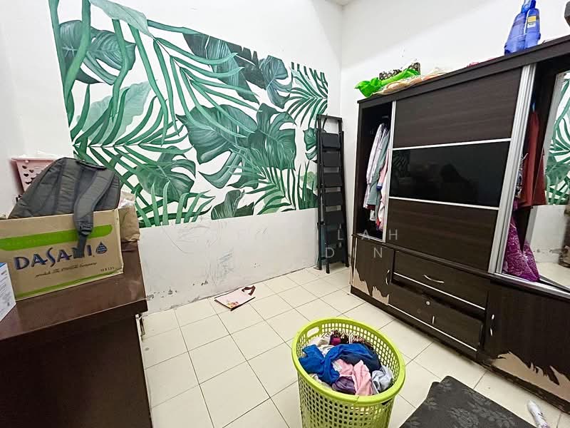 1-storey Terraced House for Sale in Seksyen 30 (Shah Alam) - NORFADILAH ZAINUDDIN - Bedroom - PropertyGuru.com.my