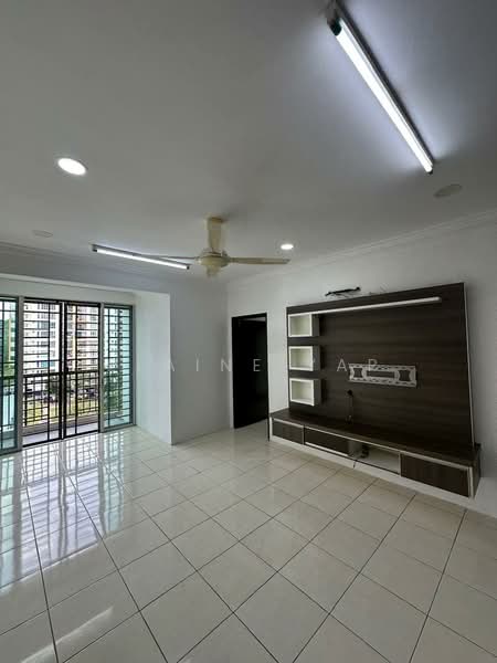Kondominium untuk Dijual di Ampang Prima - Elaine Yap - Living Room - PropertyGuru.com.my