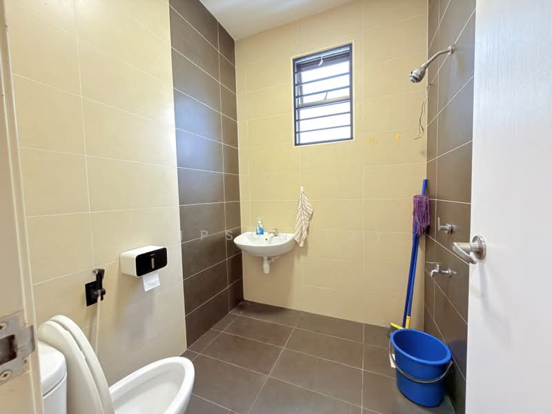 Rumah Berkembar untuk Dijual di Taman Kluang Indah (Kluang) - Gipson Lay - PropertyGuru.com.my