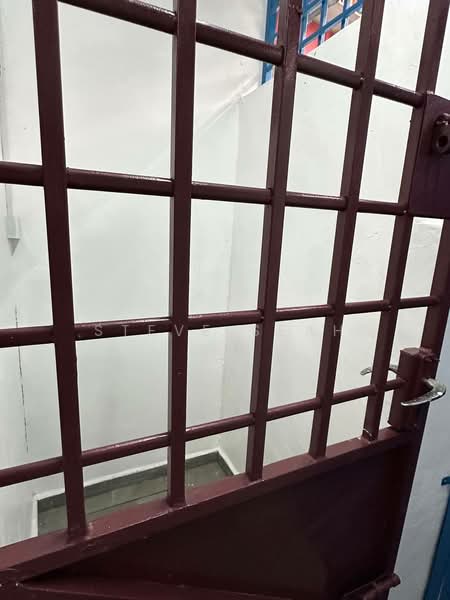 Rumah Teres untuk Disewa di Taman Bukit Mewah (Tampoi) - Steve Seah - Entrance - PropertyGuru.com.my