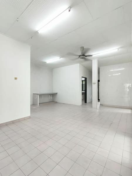 Semi-Detached House for Sale in Johor Bahru (Johor) - Jin Chew - Living Room - PropertyGuru.com.my