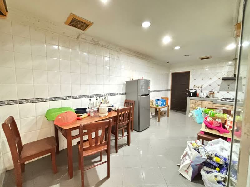Rumah Teres 2 Tingkat untuk Dijual di BANDAR PUCHONG JAYA (Puchong) - Ann . - Kitchen - PropertyGuru.com.my