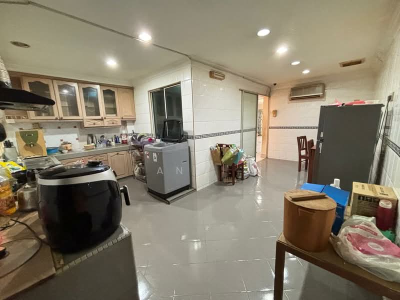 Rumah Teres 2 Tingkat untuk Dijual di BANDAR PUCHONG JAYA (Puchong) - Ann . - Kitchen - PropertyGuru.com.my