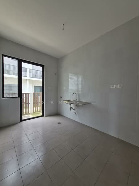 2-storey Terraced House for Rent in Sepang (Selangor) - Sarah . - Kitchen - PropertyGuru.com.my