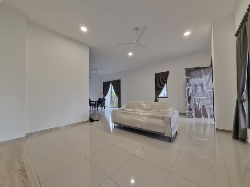 2-storey Terraced House for Rent in Setia Safiro (Cyberjaya) - Sarah . - Living Room - PropertyGuru.com.my
