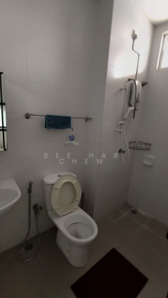 Rumah Berkembar untuk Disewa di Setia Eco Park (Setia Alam) - Bee Har Chew - Bathroom - PropertyGuru.com.my