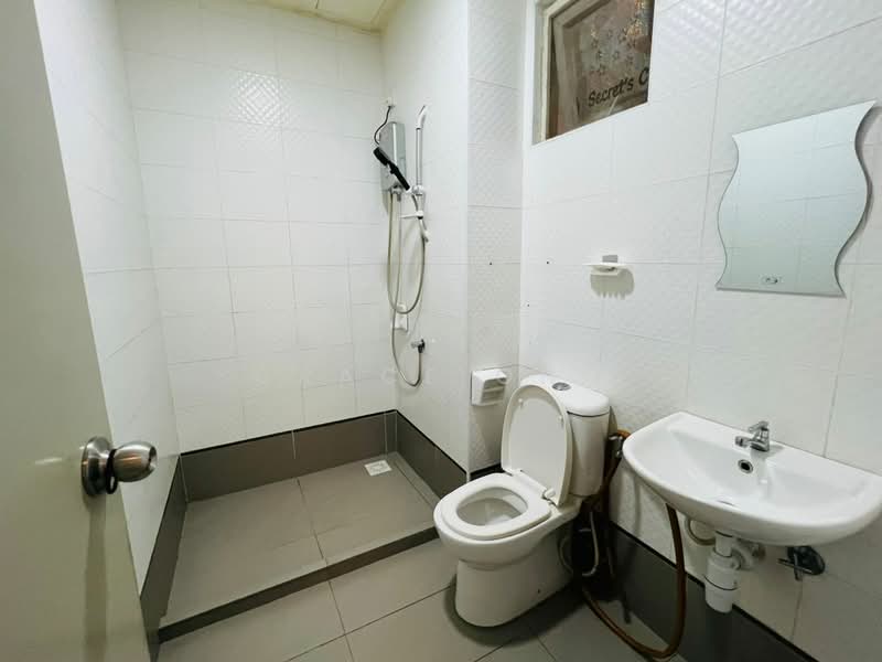 Apartment for Rent at Seasons Amara Larkin - Grace Ong - Bathroom - PropertyGuru.com.my