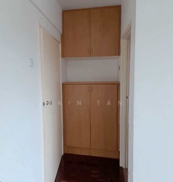 Pangsapuri untuk Dijual di Anjung Hijau (Greenfields) - Rain Tan - Living Area - PropertyGuru.com.my