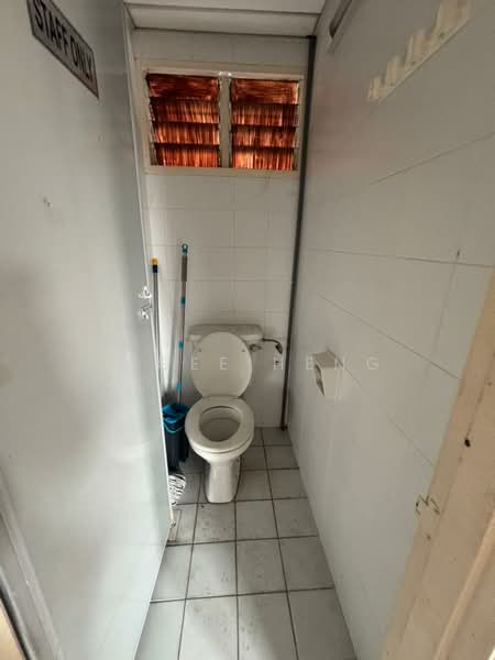 Shop / Office for Rent in Kota Kemuning (Shah Alam) - Yigee Heng - Bathroom - PropertyGuru.com.my