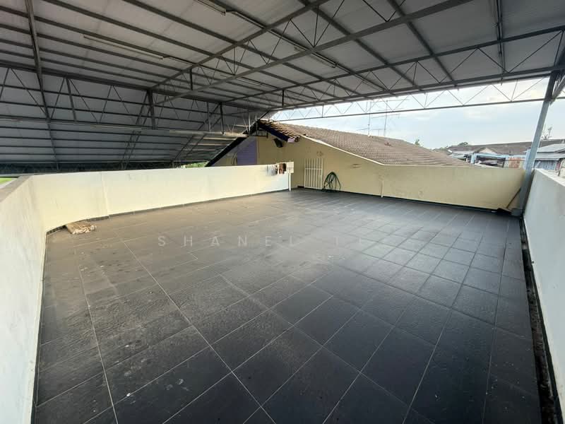 Semi-Detached House for Rent in Kluang (Johor) - Shanel Tee - Exterior - PropertyGuru.com.my