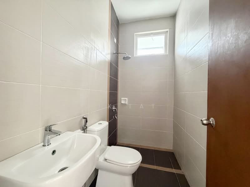 Semi-Detached House for Sale in Austin Heights (Tebrau) - Yik Tat - PropertyGuru.com.my