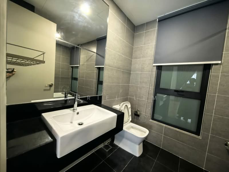 Kondominium untuk Disewa di Sunway Mont Residences - Adriel Lim - Bathroom - PropertyGuru.com.my