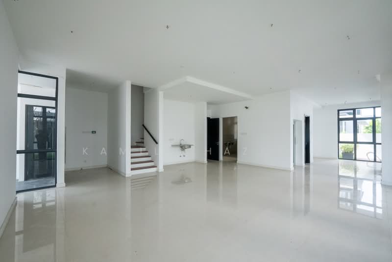 Rumah Berkembar untuk Dijual di Presint 12 (Putrajaya) - Kamil Ghazali - Living Room - PropertyGuru.com.my