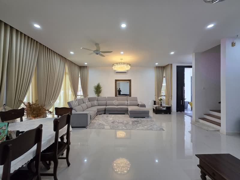 Rumah Berkembar untuk Dijual di Presint 12 (Putrajaya) - Kamil Ghazali - Living Room - PropertyGuru.com.my