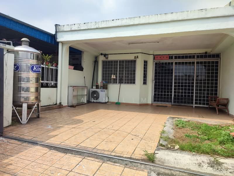 Rumah Teres 1 Tingkat untuk Dijual di Seksyen 51 (Petaling Jaya) - Ann Lim - Exterior - PropertyGuru.com.my