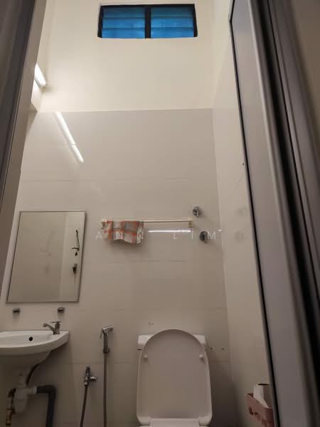 Rumah Teres 1 Tingkat untuk Dijual di Seksyen 51 (Petaling Jaya) - Ann Lim - Bathroom - PropertyGuru.com.my