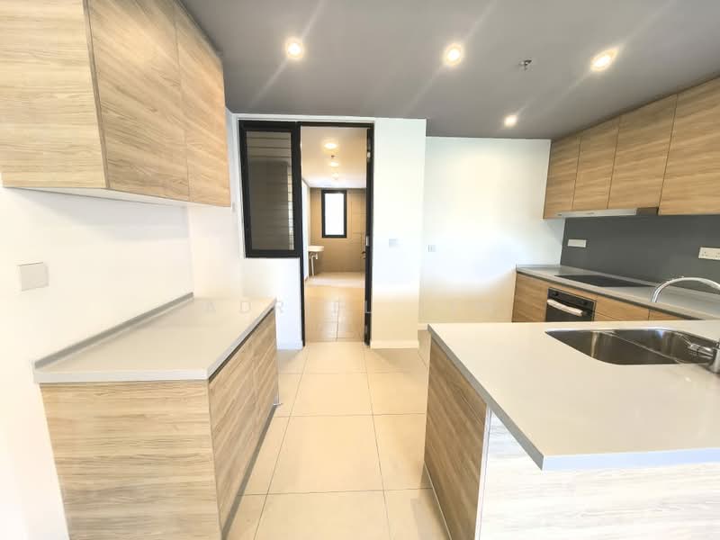 Servis Apartment untuk Disewa di Kami - Adriel Lim - Kitchen - PropertyGuru.com.my