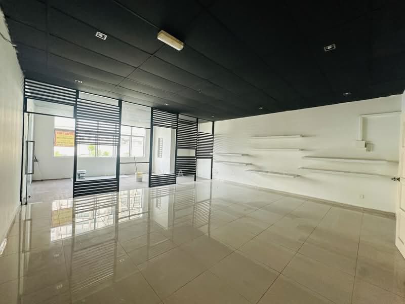 Shop for Sale in Shah Alam (Selangor) - Reena Sarif - Interior - PropertyGuru.com.my