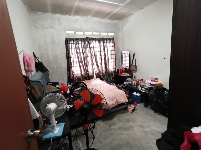 Rumah Teres 2 Tingkat untuk Dijual di Masai (Johor) - Smith Goh - Bedroom - PropertyGuru.com.my