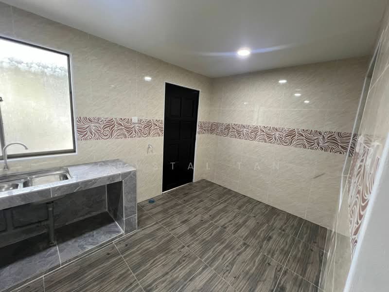 Rumah Teres 1 Tingkat untuk Dijual di Skudai (Johor) - Crystal Tan - Kitchen - PropertyGuru.com.my