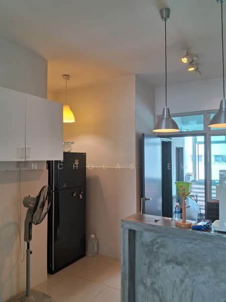 Townhouse for Rent in Taman Bukit Serdang (Seri Kembangan) - Nicholas Lew - Kitchen - PropertyGuru.com.my